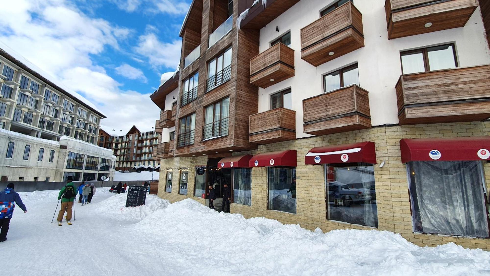 New Gudauri Apartment Near The Ski Lift Eksteriør billede